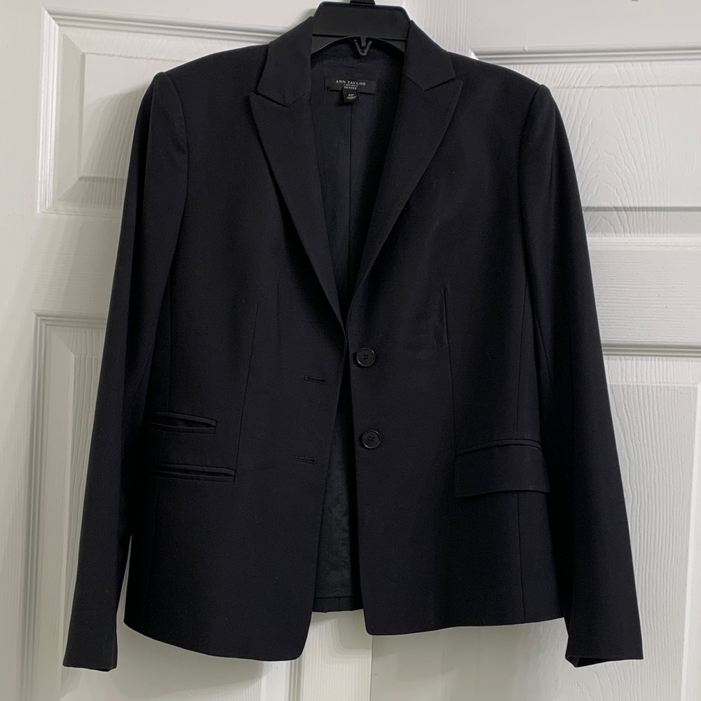 Ann Taylor Women's Black Blazer